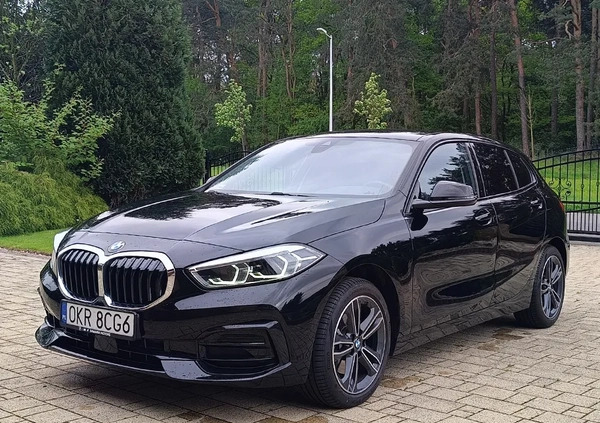 BMW Seria 1 cena 122000 przebieg: 14000, rok produkcji 2021 z Krapkowice małe 191
